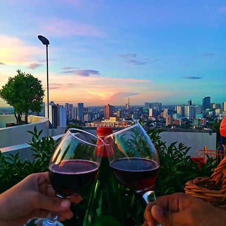 K2 Suites Staycation ケソンシティ エクステリア 写真